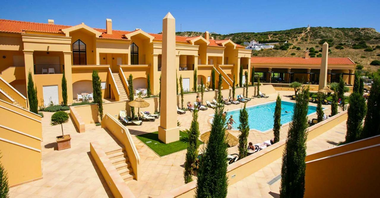 Luxury 3-Bedroom Apartment At High-End Senhora da Luz מראה חיצוני תמונה