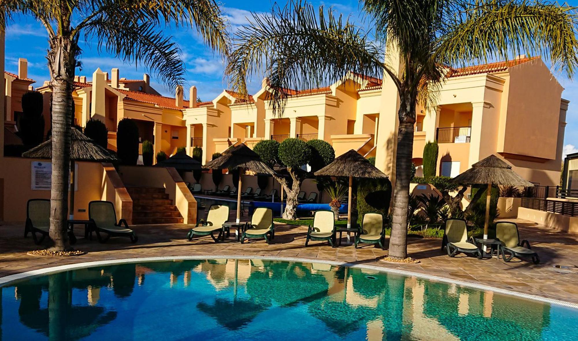 Luxury 3-Bedroom Apartment At High-End Senhora da Luz מראה חיצוני תמונה